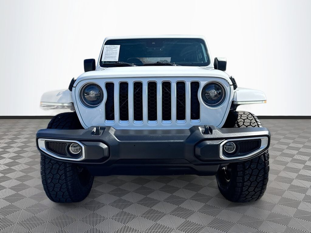 Used 2020 Jeep Gladiator Overland Truck