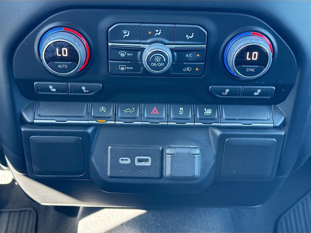 2022 Chevrolet Silverado 1500 Limited RST - Photo 16