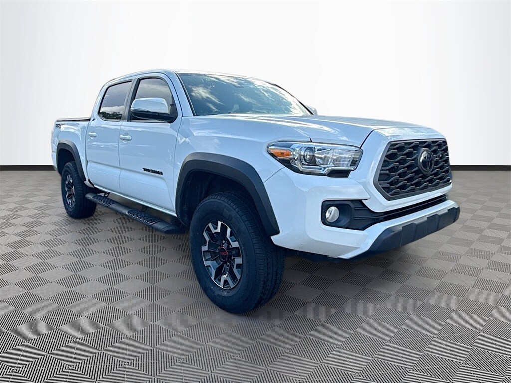 2021 Toyota Tacoma TRD Off-Road photo 3