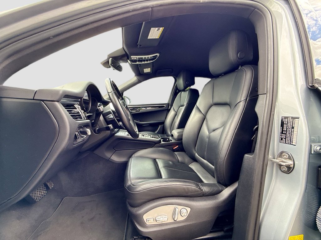 2021 Porsche Macan Base - Photo 23