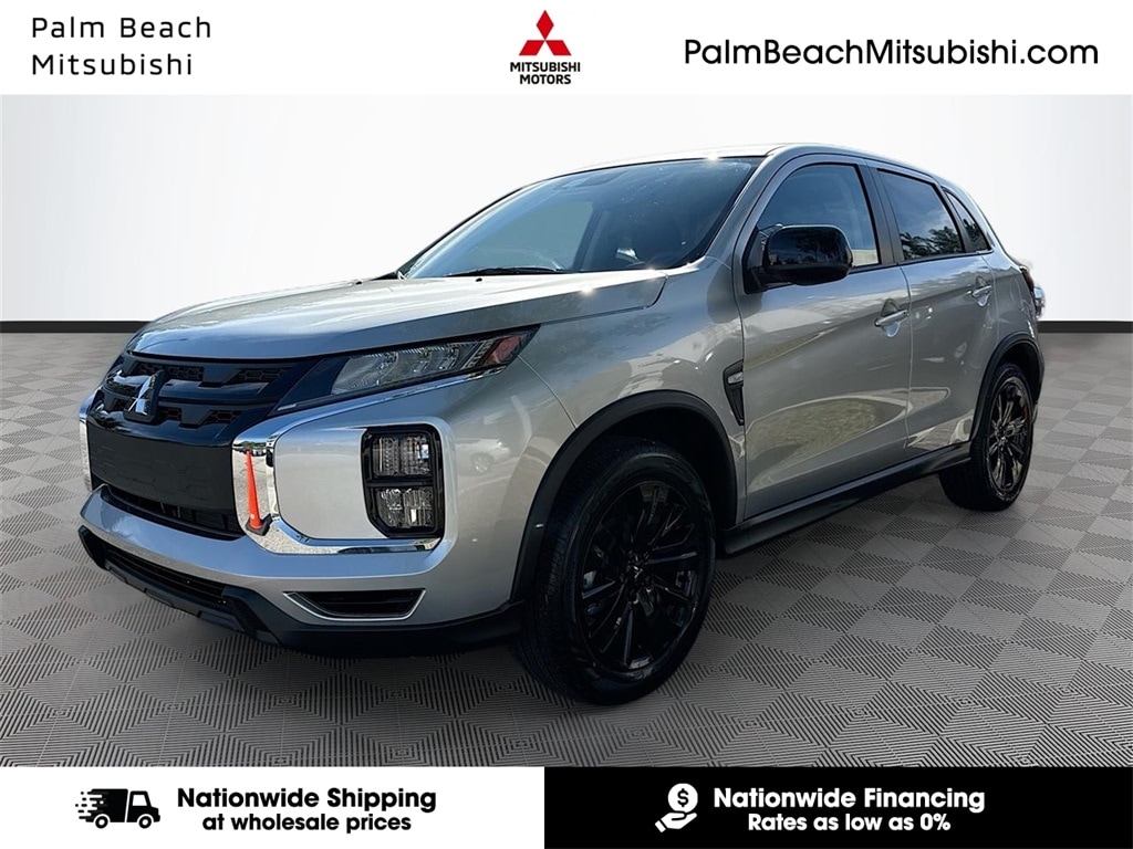 2026 Mitsubishi Outlander Sport LE's photo