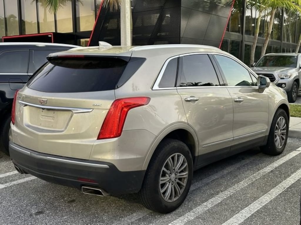 Used 2017 Cadillac XT5 Base SUV
