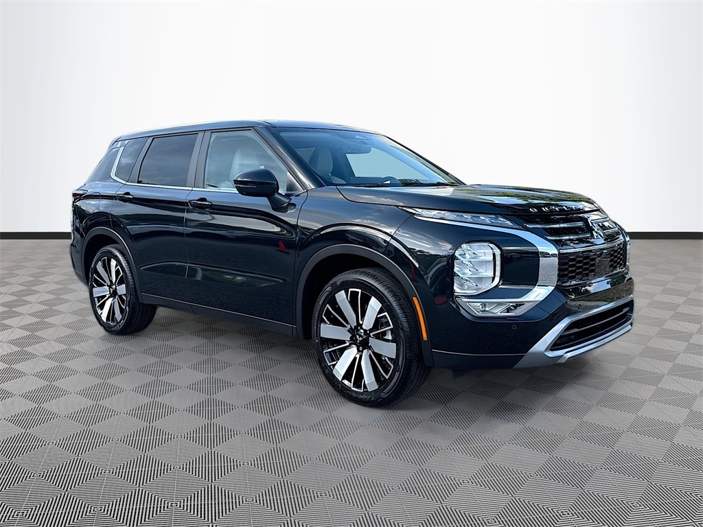 New 2025 Mitsubishi Outlander SE SUV