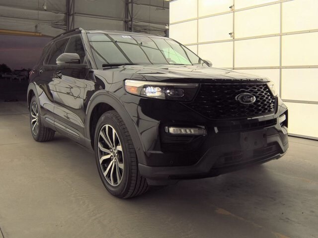 2020 Ford Explorer ST photo 3
