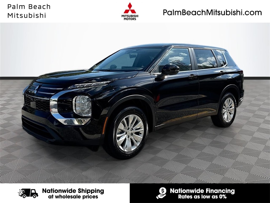 2025 Mitsubishi Outlander ES's photo