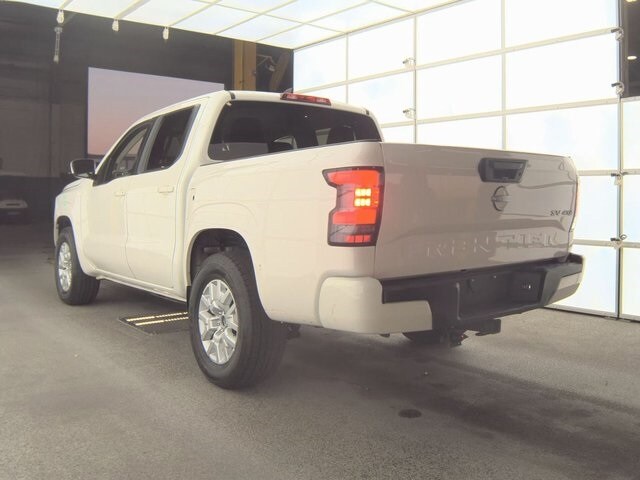 2022 Nissan Frontier SV photo 4