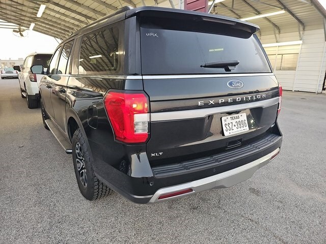 2023 Ford Expedition MAX XLT photo 4