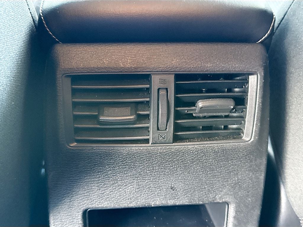 2024 Mitsubishi Outlander ES - Photo 26