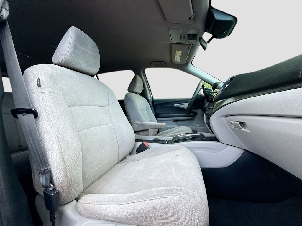 2021 Honda Pilot EX - Photo 30