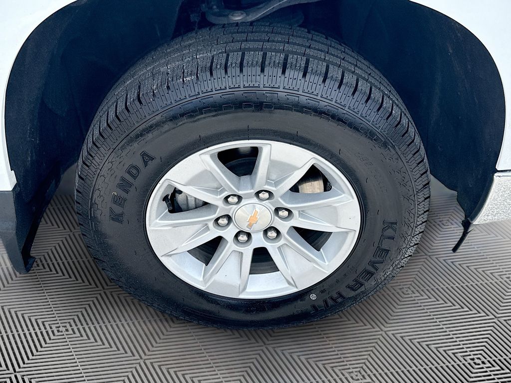 2025 Chevrolet Silverado 1500 LT - Photo 32