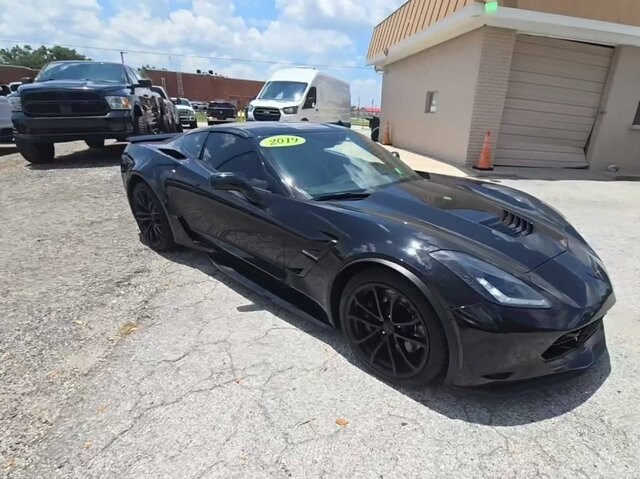 2019 Chevrolet Corvette Grand Sport 2LT photo 3