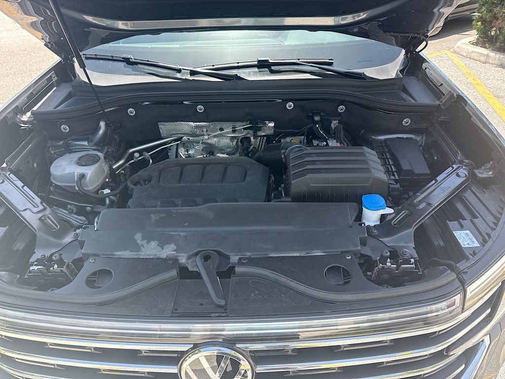 2025 Volkswagen Atlas SE w/Tech - Photo 34