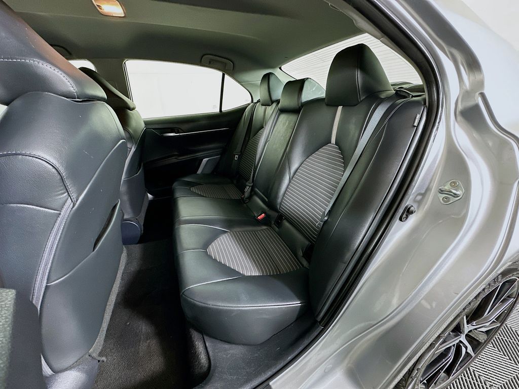 2023 Toyota Camry SE - Photo 26