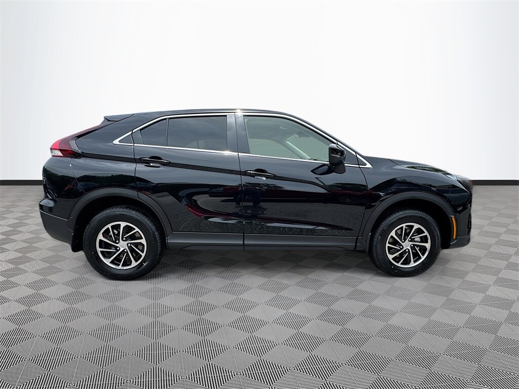 2025 Mitsubishi Eclipse Cross ES photo 4