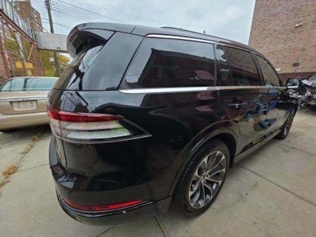 Used 2023 Lincoln Aviator Plug-In Hybrid Grand Touring SUV