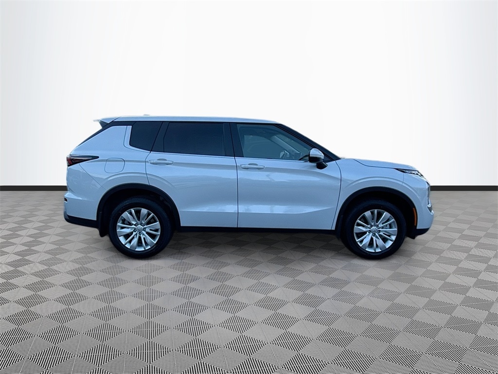 New 2025 Mitsubishi Outlander ES SUV