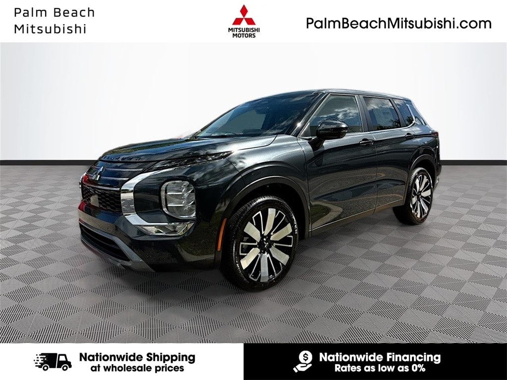 2025 Mitsubishi Outlander SE's photo