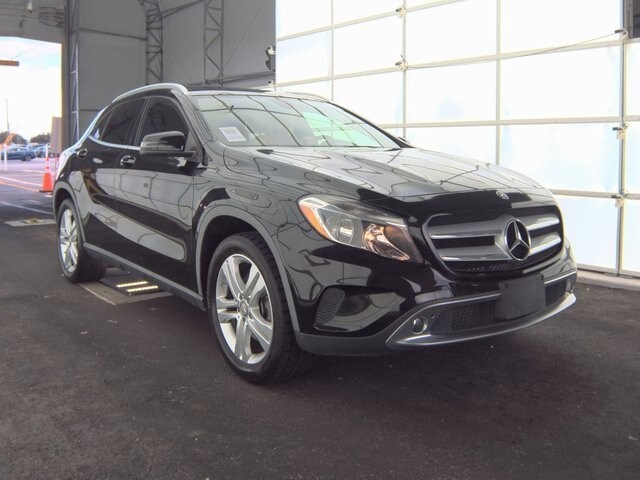 2017 Mercedes Benz GLA 250 photo 3
