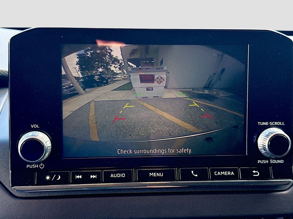 2024 Mitsubishi Outlander ES - Photo 15
