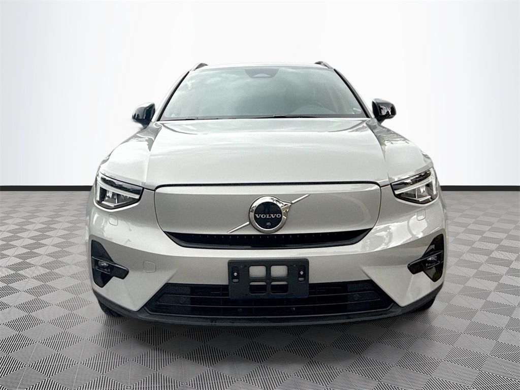 Used 2023 Volvo XC40 Plus with VIN YV4ED3UW1P2987147 for sale in West Palm Beach, FL
