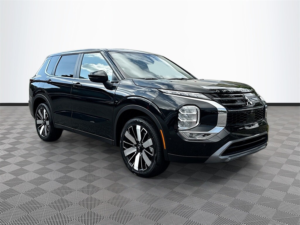 New 2025 Mitsubishi Outlander SE SUV
