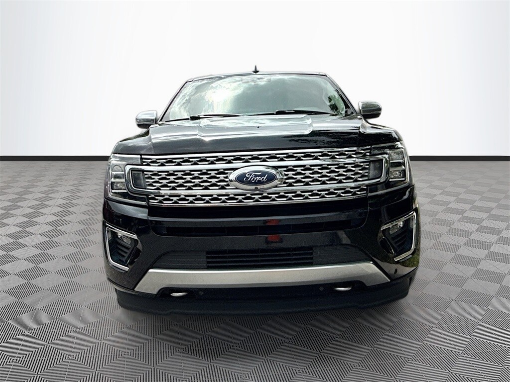 2019 Ford Expedition Platinum photo 2