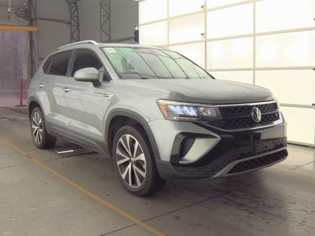 Used 2022 Volkswagen Taos 1.5T SE SUV