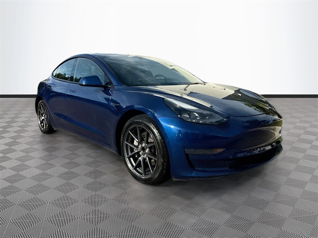 2022 Tesla Model 3 photo 3