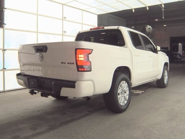 2022 Nissan Frontier SV photo 2