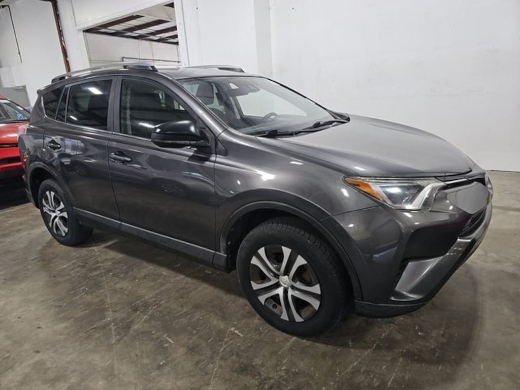 Used 2017 Toyota RAV4 LE SUV