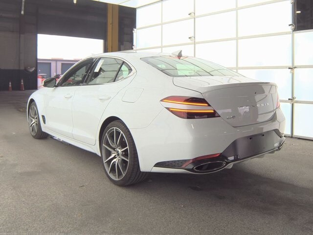 2024 Genesis G70 2.5T photo 4