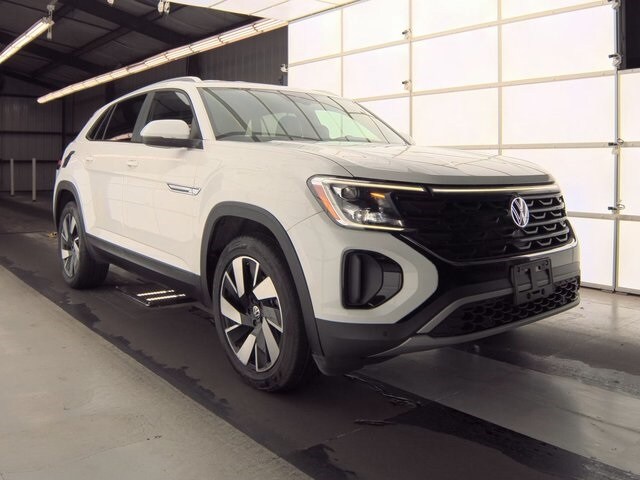 2024 Volkswagen Atlas Cross Sport SE Technology photo 3