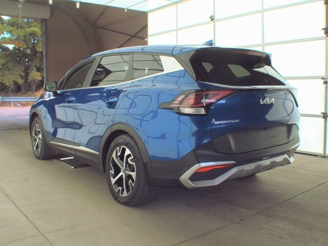 2024 Kia Sportage EX photo 4