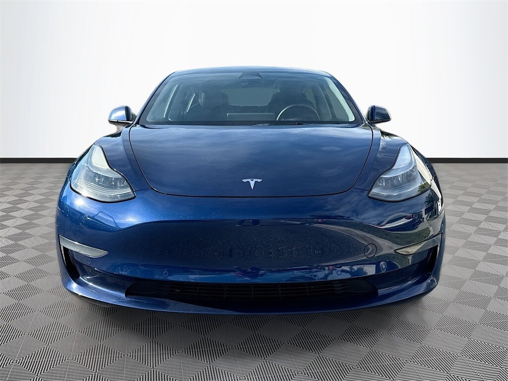 2022 Tesla Model 3 photo 2