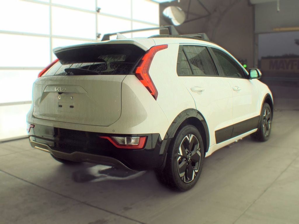 Used 2023 Kia Niro Wind with VIN KNDCR3L1XP5048112 for sale in West Palm Beach, FL