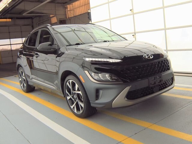 2022 Hyundai Kona Limited photo 3