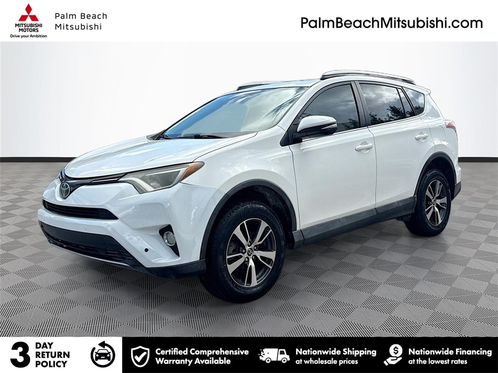 2017 Toyota RAV4 XLE's photo