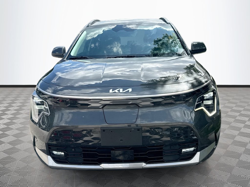 Used 2023 Kia Niro Wave with VIN KNDCT3L13P5045652 for sale in West Palm Beach, FL