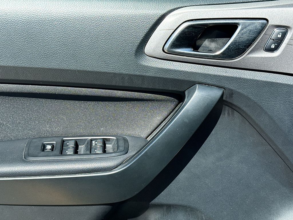 2023 Ford Ranger XLT - Photo 18