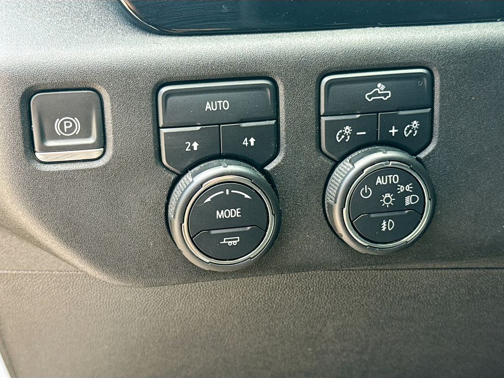 2024 Chevrolet Silverado 1500 RST - Photo 11