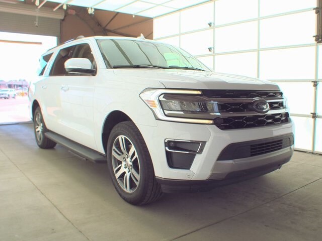 2024 Ford Expedition MAX Limited photo 3