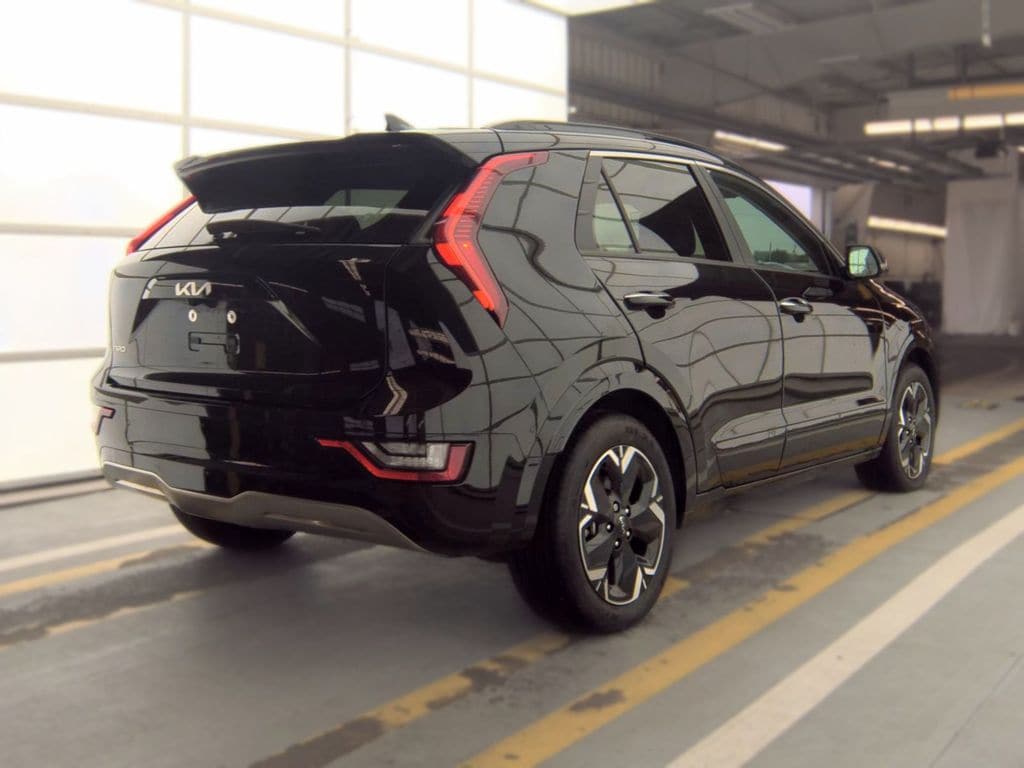 Used 2023 Kia Niro EV Wave SUV