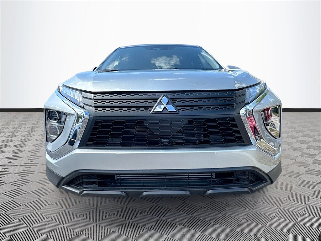 2025 Mitsubishi Eclipse Cross ES photo 2