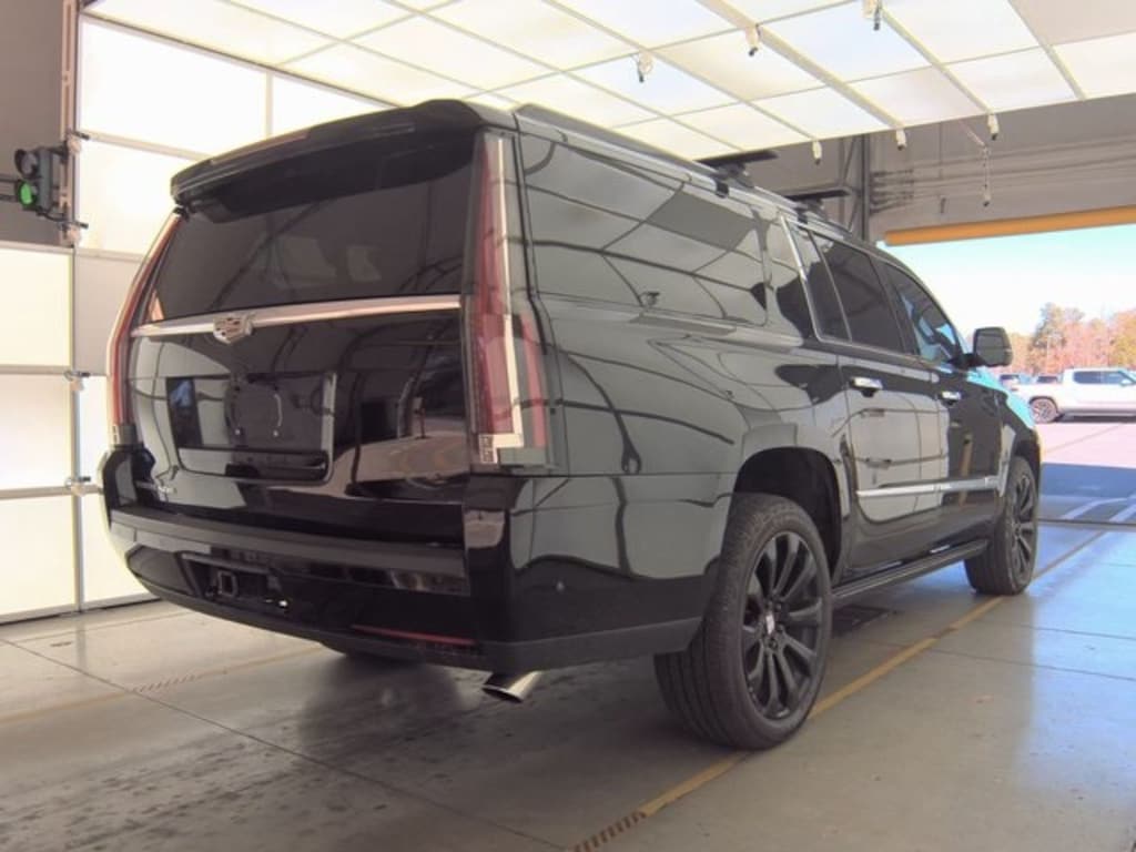 Used 2018 Cadillac Escalade ESV Platinum Edition SUV
