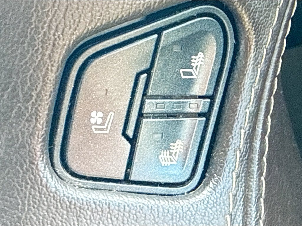 2020 Chevrolet Suburban Premier - Photo 21