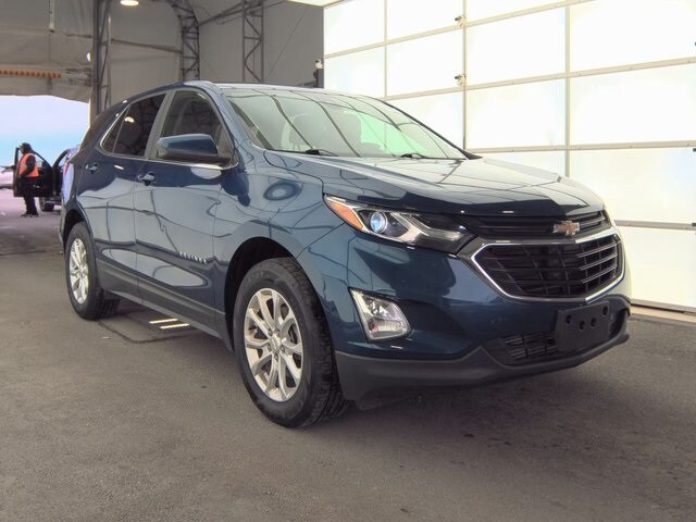 2021 Chevrolet Equinox LT photo 3