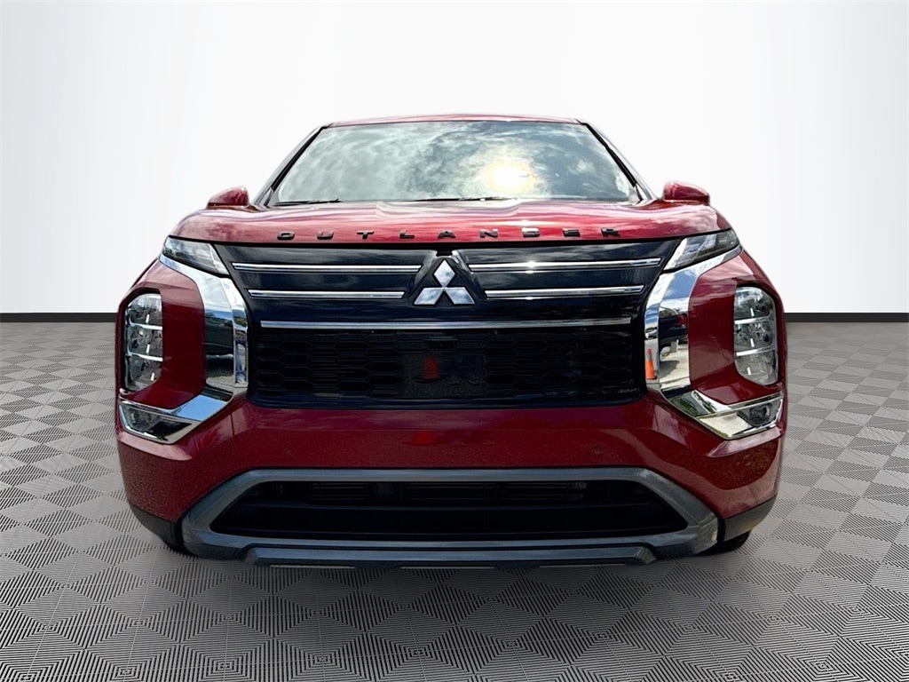 New 2025 Mitsubishi Outlander SE SUV