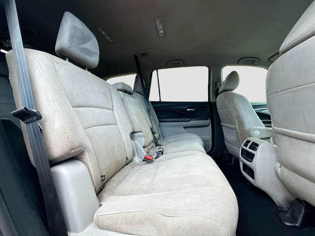 2021 Honda Pilot EX - Photo 29