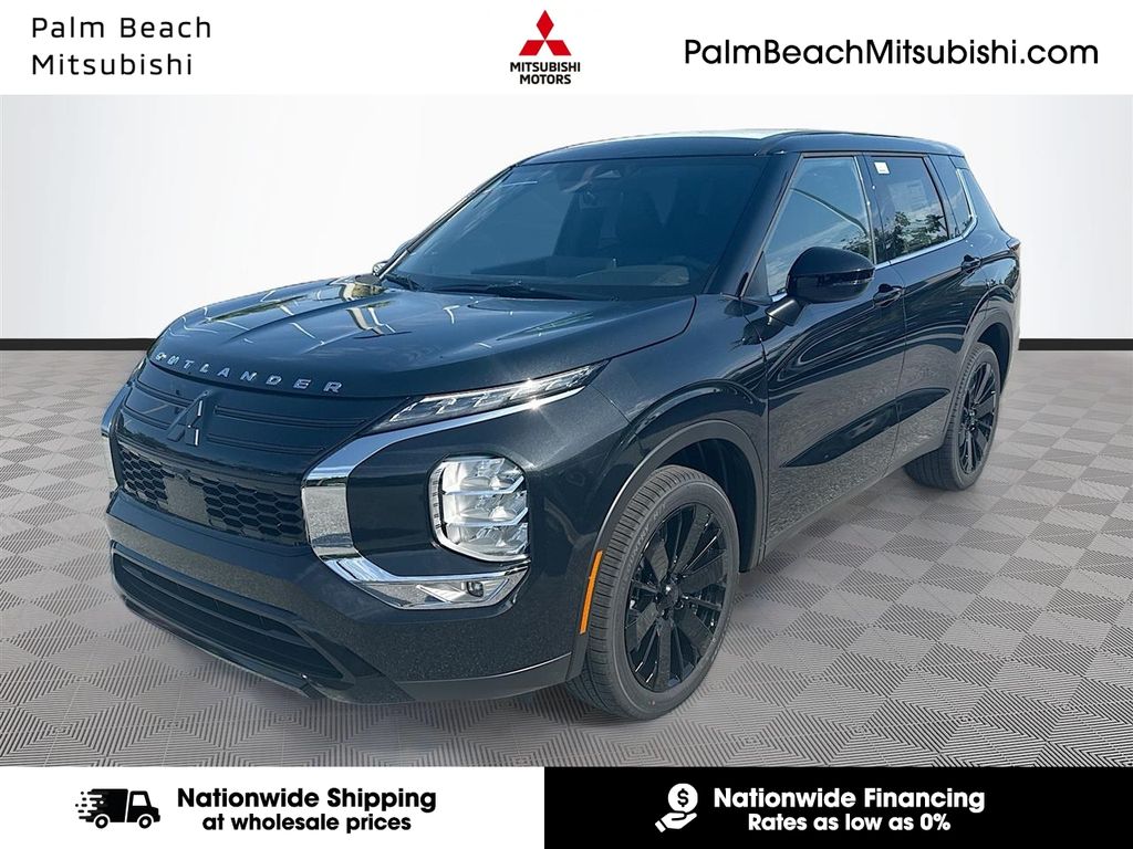 2026 Mitsubishi Outlander LE FWD's photo