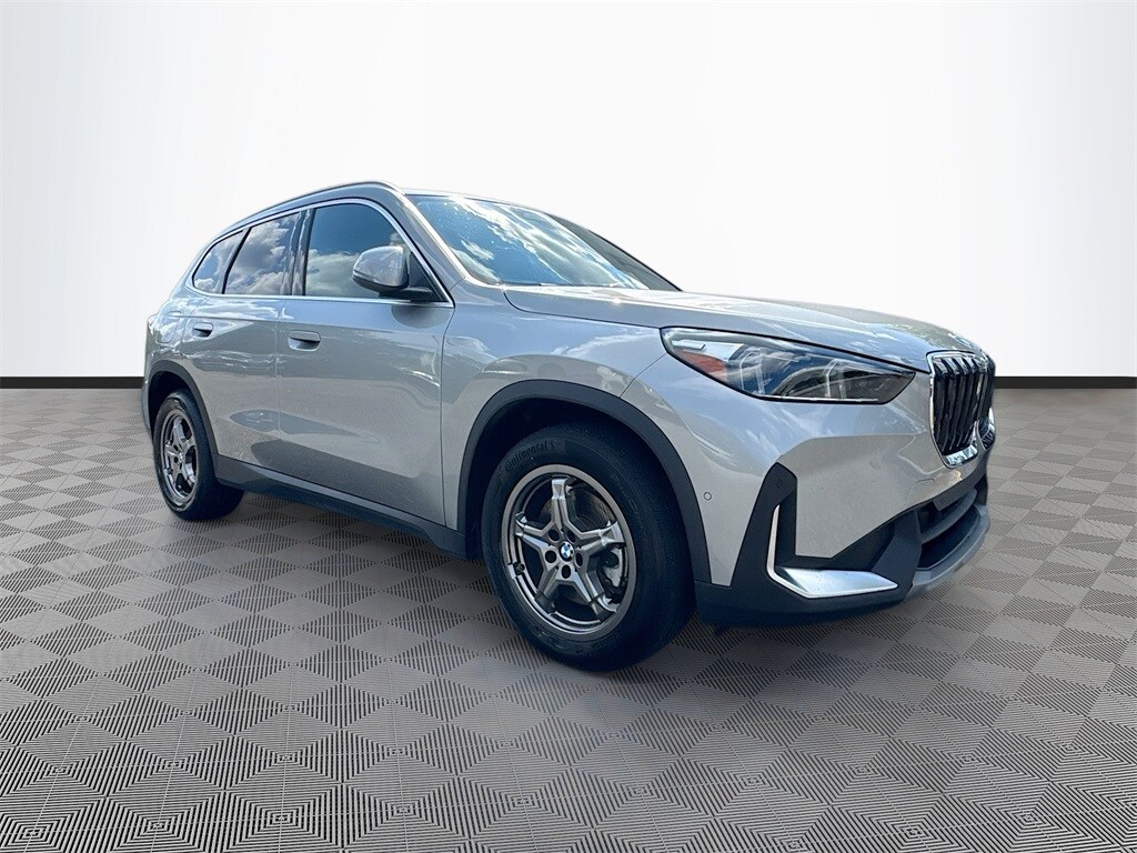 2023 Bmw X1 XDrive28i photo 3